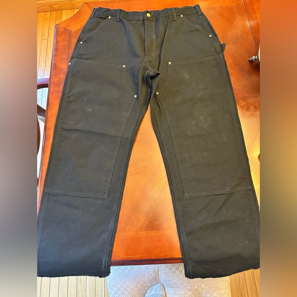 Carhartt Black Work Pants with knee pad pocket